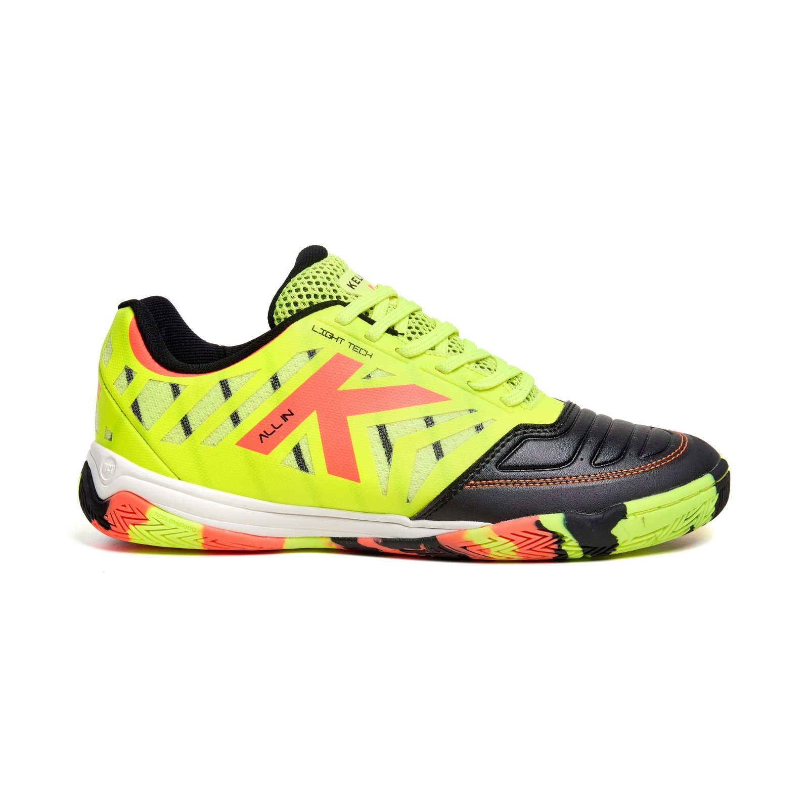 Zapatillas Futsal All In Negro y Lima Kelme
